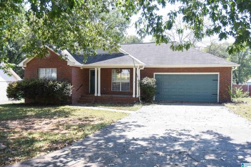 8639 Dover Dr, LEEDS, AL, 35094-7517 | Card Image
