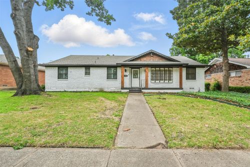 8434 Sweetwood Dr, Dallas, TX, 75228-5858 | Card Image