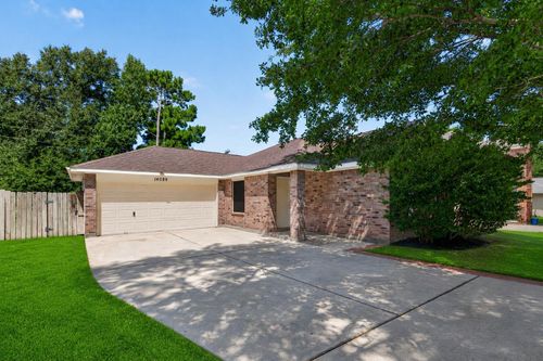 14089 Broken Arrow Dr, Willis, TX, 77378-4325 | Card Image
