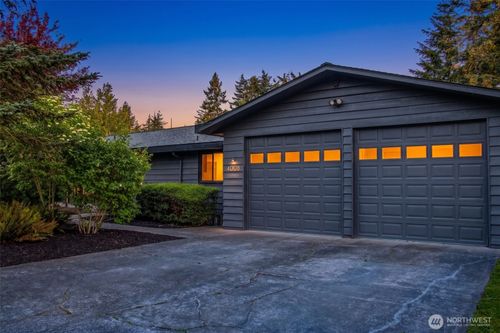 4008 15th Ct Ne, Olympia, WA, 98506-3632 | Card Image