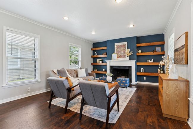 Hardwood floors, recessed lighting - the perfect warm grey paint. | Image 6