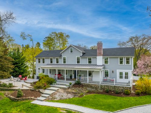 7 Mansfield Pl, Westport, CT, 06880-5045 | Card Image