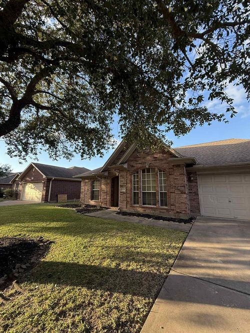 11818 Santa Fe Trl, Santa Fe, TX, 77510-6617 | Card Image