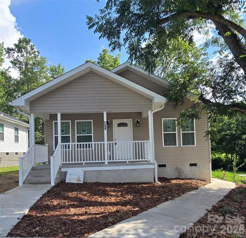 209 W Roswell St, Troy, NC, 27371-2845 | Card Image