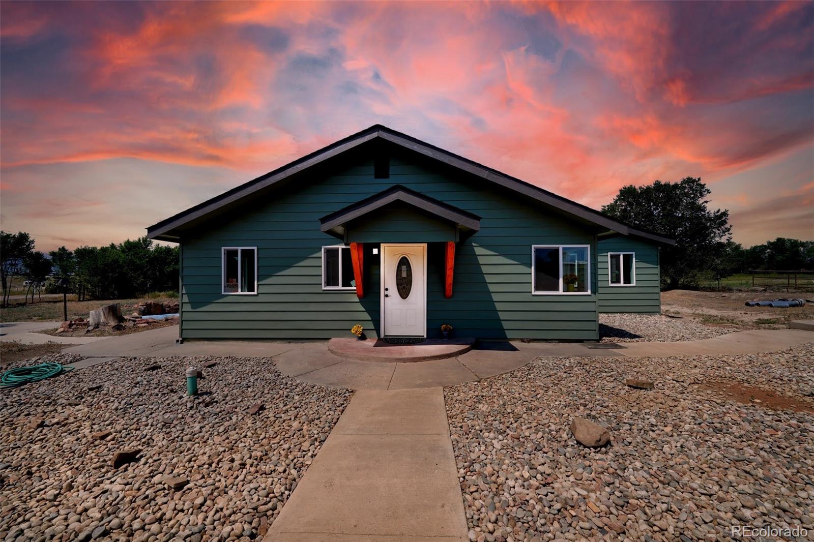 10th St, Penrose, CO 81240