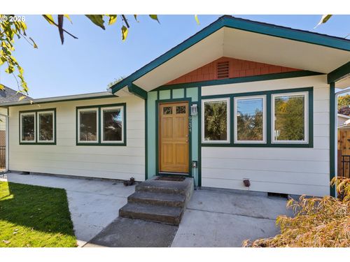 9234 N Central St, Portland, OR, 97203 | Card Image