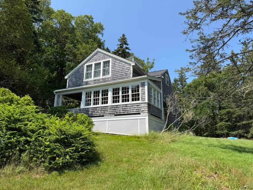 114 Tehan Ln, Islesboro, ME, 04848-4724 | Card Image