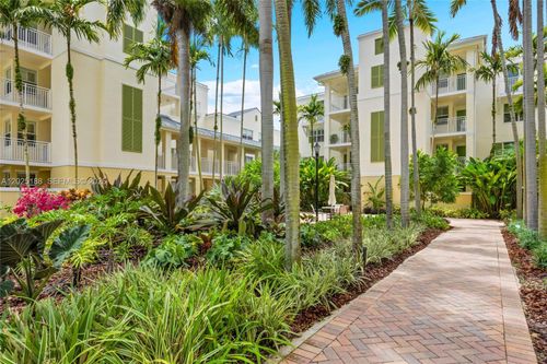 121-7620 Sw 102nd St, Pinecrest, FL, 33156-3151 | Card Image
