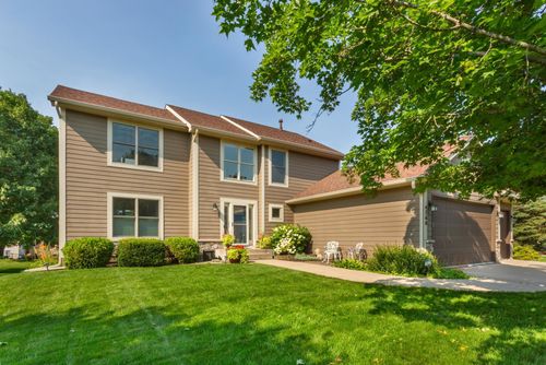 4760 Hummingbird Trl Ne, Prior Lake, MN, 55372-1291 | Card Image