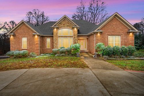 208 Markie Dr, Clarksville, TN, 37043-7628 | Card Image