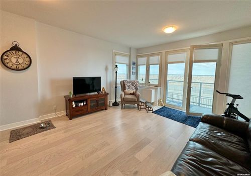 2a-130 Beach 119 St, Rockaway Park, NY, 11694-3200 | Card Image
