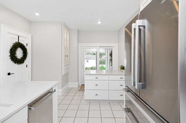 1005 Hovey Ave, House other with 3 bedrooms, 4 bathrooms and 11 parking in Normal IL | Image 39