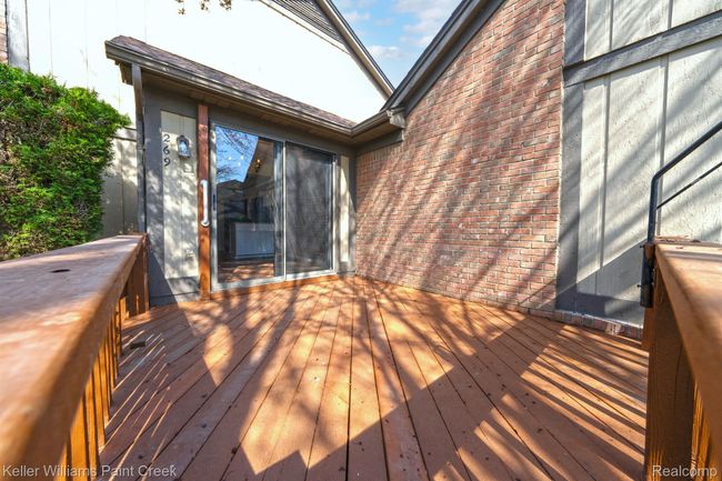 269 Meadow Bridge Dr, Condo with 2 bedrooms, 2 bathrooms and null parking in Rochester Hills MI | Image 25