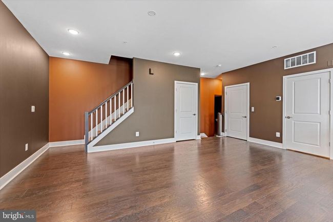 42869 Littlehales Ter, Townhouse with 3 bedrooms, 3 bathrooms and null parking in ASHBURN VA | Image 17