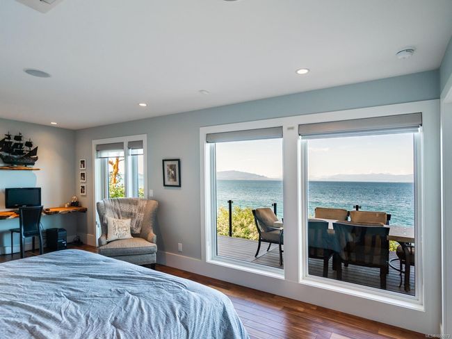 1380 Reef Rd, House other with 2 bedrooms, 4 bathrooms and 6 parking in Nanoose Bay BC | Image 20