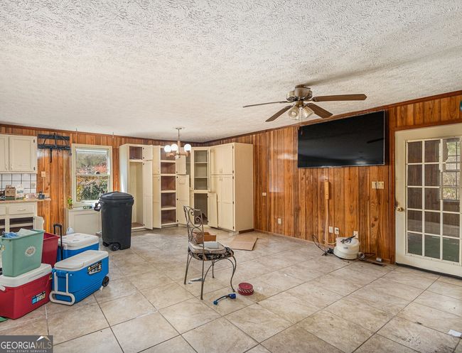 290 Lyons Bridge Rd Sw, House other with 4 bedrooms, 2 bathrooms and 4 parking in Lindale GA | Image 12