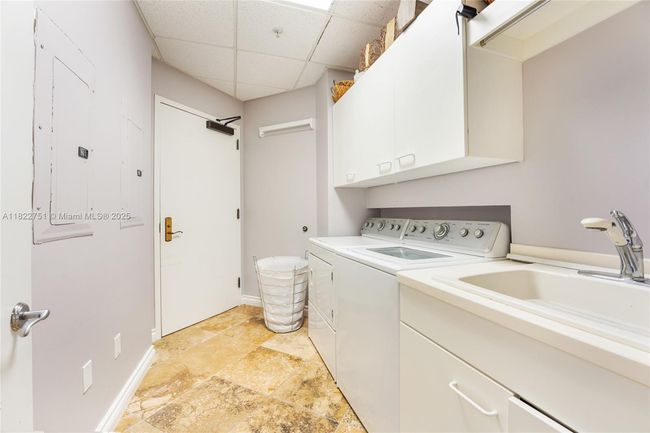 APT-101 - 13611 Deering Bay Dr, Condo with 3 bedrooms, 4 bathrooms and null parking in Coral Gables FL | Image 17
