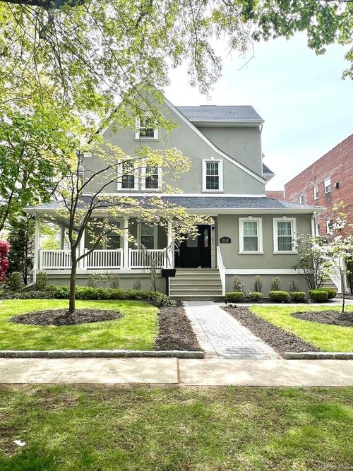 21520 43rd Avenue, New York, NY, 11361 | Card Image