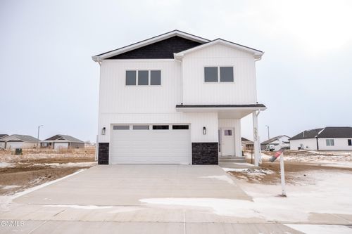 5835 28th Ave Se, Lincoln, ND, 58504 | Card Image