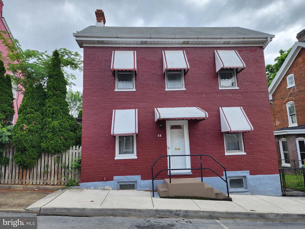 Randolph Ave, Hagerstown, MD 21740
