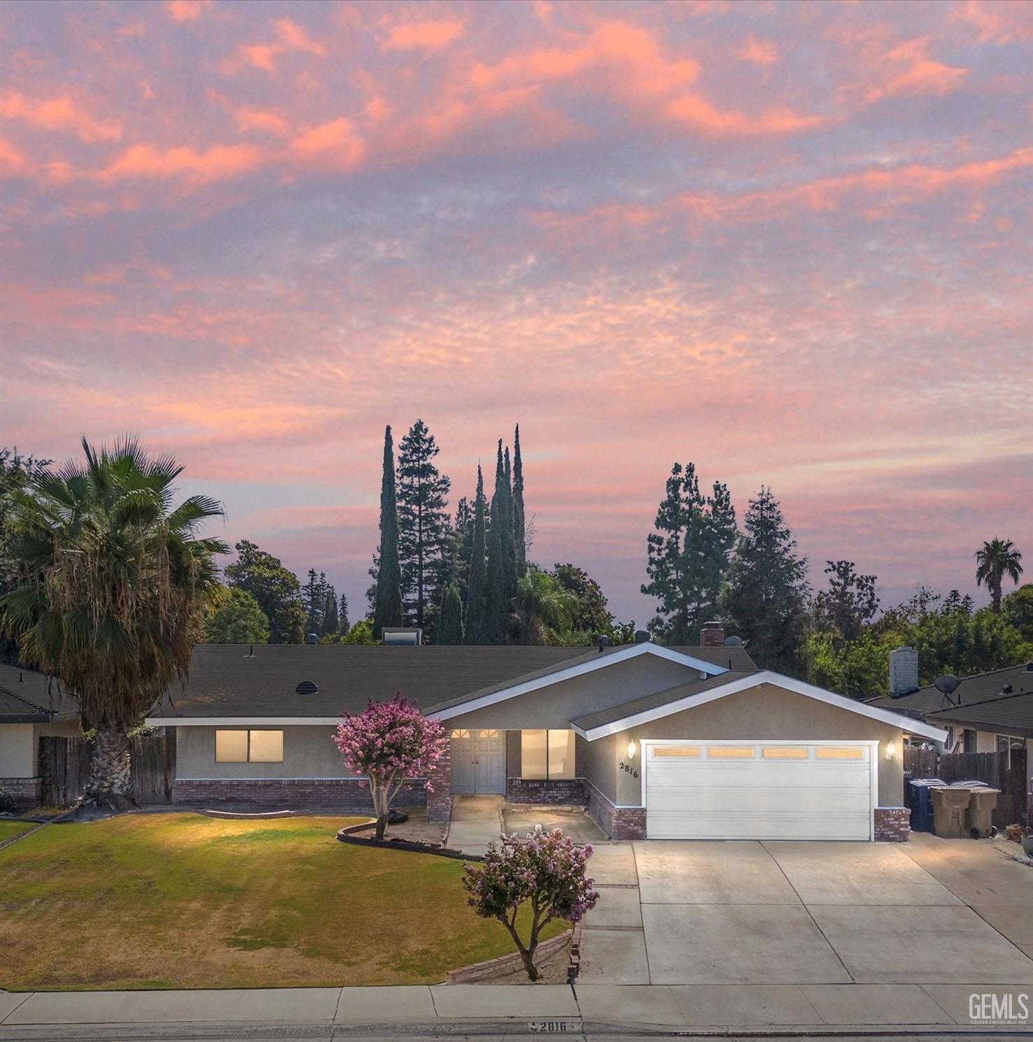 Bralorne Ct, Bakersfield, CA 93309