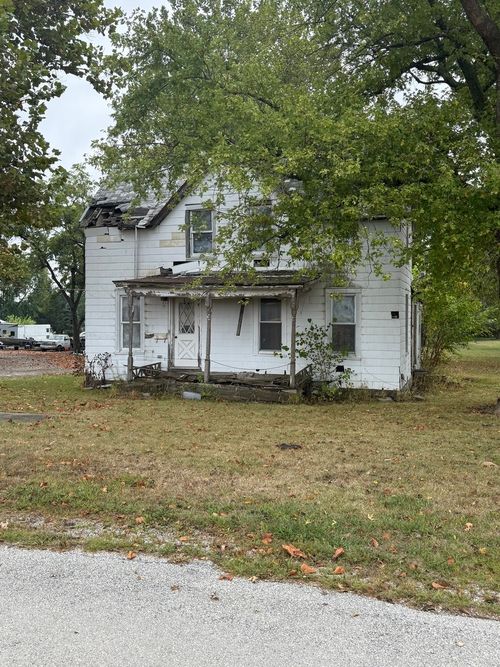 420 S Sanford St, Ivesdale, IL, 61851-8000 | Card Image