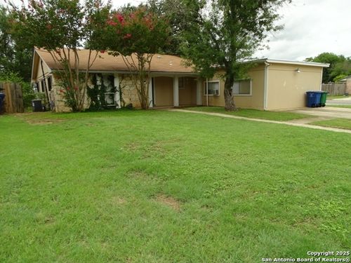 7338 Deep Spring St, San Antonio, TX, 78238-2713 | Card Image
