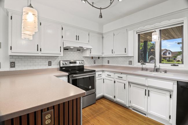 W2543 Skyview Ct, House other with 4 bedrooms, 4 bathrooms and null parking in APPLETON WI | Image 16
