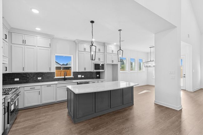 13726 Tranquila Vista Dr, House other with 4 bedrooms, 5 bathrooms and 3 parking in Cypress TX | Image 7
