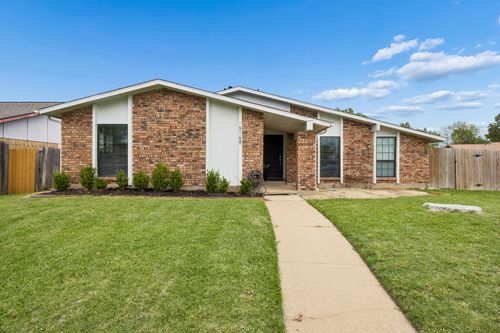 5168 Pruitt Dr, The Colony, TX, 75056-1200 | Card Image