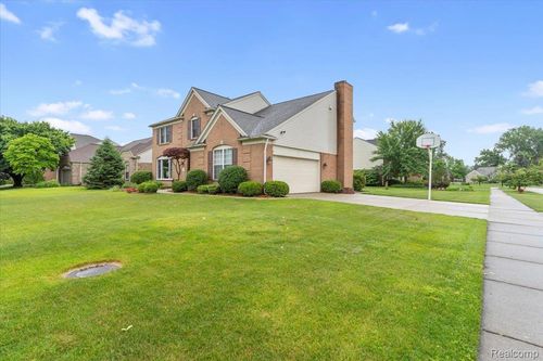 45743 Larchmont Dr, Canton, MI, 48187-5443 | Card Image
