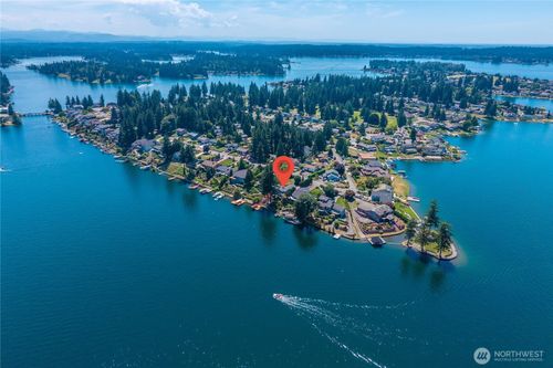 2505 211th Ave E, Lake Tapps, WA, 98391-9054 | Card Image