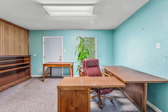 1702 W South Loop, Home with 0 bedrooms, 0 bathrooms and null parking in Stephenville TX | Image 7