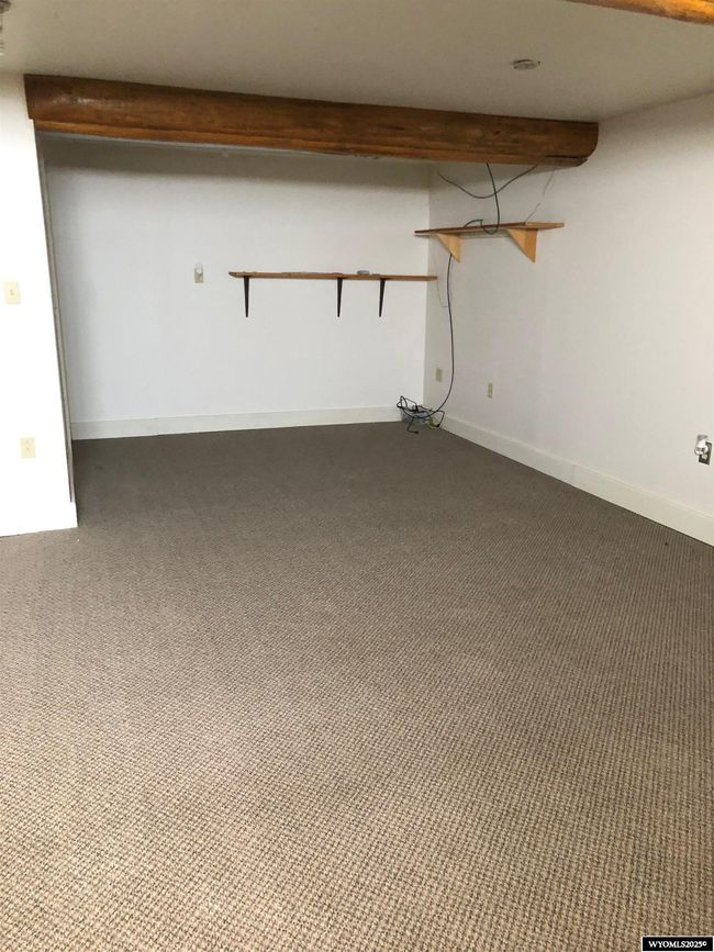 211 8 Th St, House other with 6 bedrooms, 3 bathrooms and null parking in Sinclair WY | Image 26