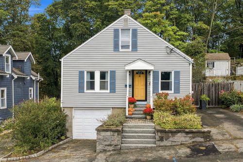 28 Eastman Ave, Swampscott, MA, 01907-1208 | Card Image
