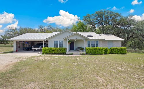 133 Wagon Cir, Bandera, TX, 78003 | Card Image