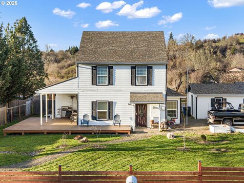 777 Oak St, Oakland, OR, 97462-9543 | Card Image