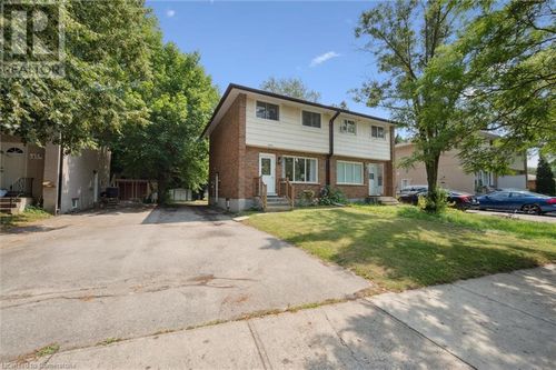187 Cedarvale Cres, Waterloo, ON, N2L4T3 | Card Image