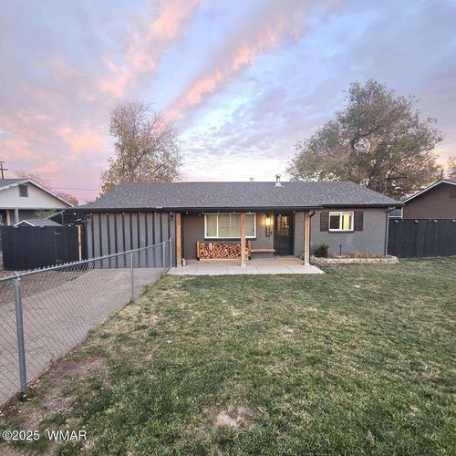 999 S Highland Dr, Snowflake, AZ, 85937-5530 | Card Image