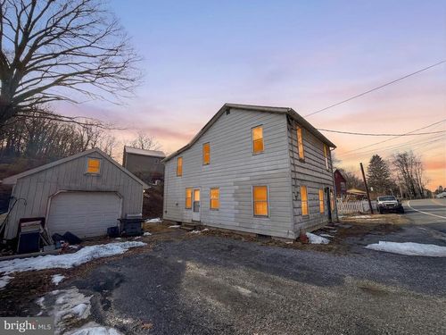 657 Lewisberry Rd, NEW CUMBERLAND, PA, 17070-2709 | Card Image