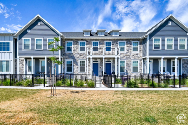 2100 , Layton, UT 84041