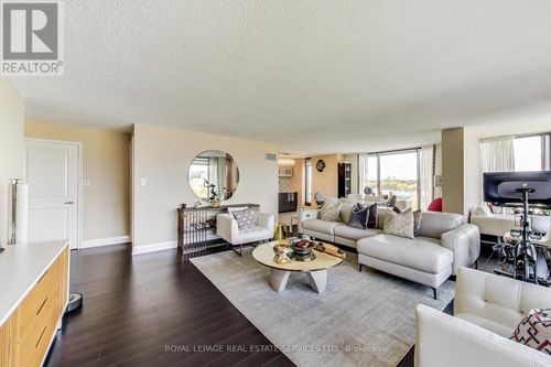 1110-2045 Lake Shore Blvd W, Etobicoke, ON, M8V2Z6 | Card Image