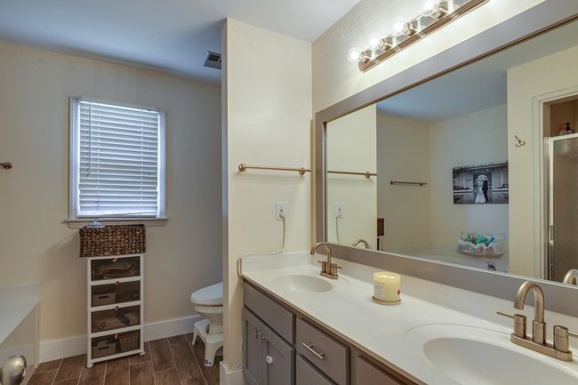 8703 Old River Rd, House other with 3 bedrooms, 2 bathrooms and null parking in Cordova TN | Image 19