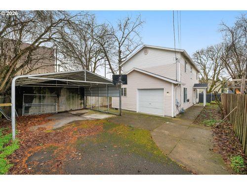 8704 Se Rhone St, Portland, OR, 97266 | Card Image