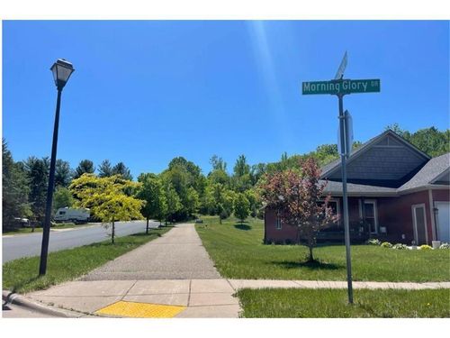 1785 Morning Glory Dr, RIVER FALLS, WI, 54022-3310 | Card Image