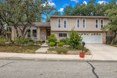 8507 Star Creek Dr, San Antonio, TX, 78251-2513 | Card Image