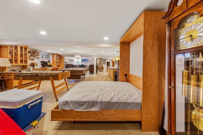 43 Murphy bed_lower.jpg | Image 36