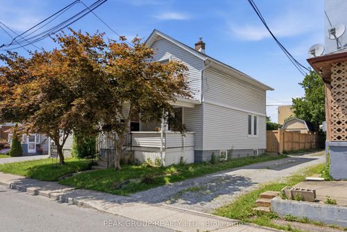 6289 Ker St, Niagara Falls, ON, L2G1X7 | Card Image