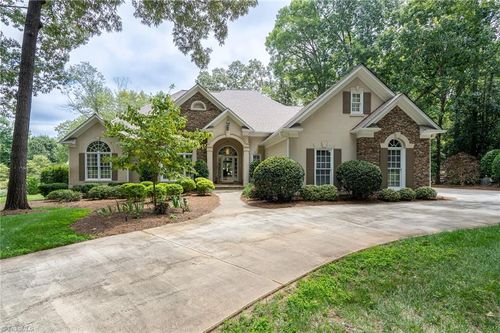 1645 Southpoint Ln, New London, NC, 28127-9143 | Card Image
