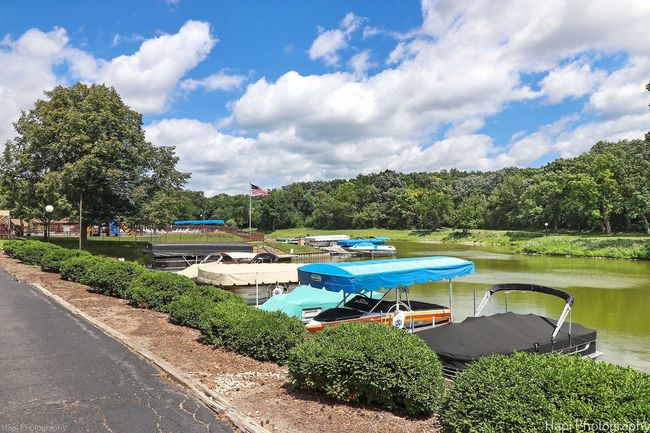 APT-2 - 30 Montego Colony, Condo with 1 bedrooms, 1 bathrooms and 2 parking in Fox Lake IL | Image 17